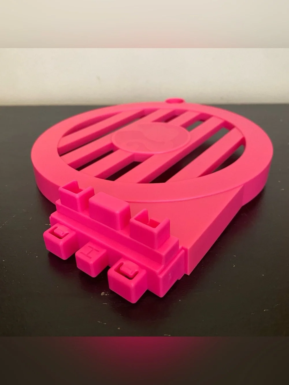 Mattel Barbie Malibu Vacation House Dollhouse Pink Chair Lift Topper Part Piece